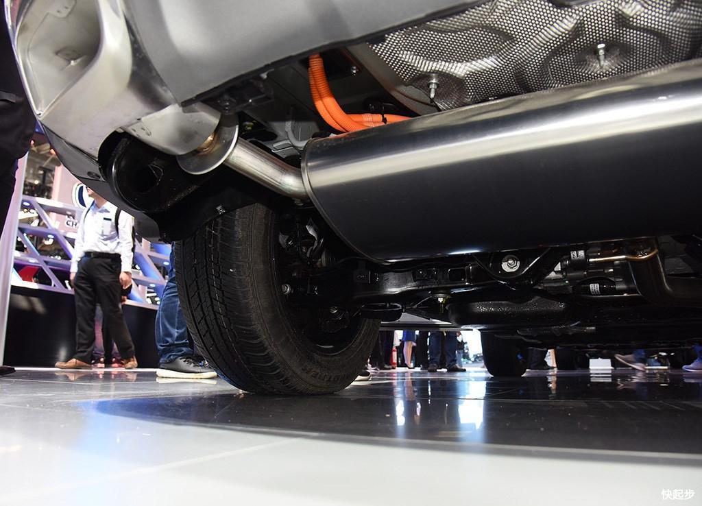 长安汽车-长安CS75PHEV