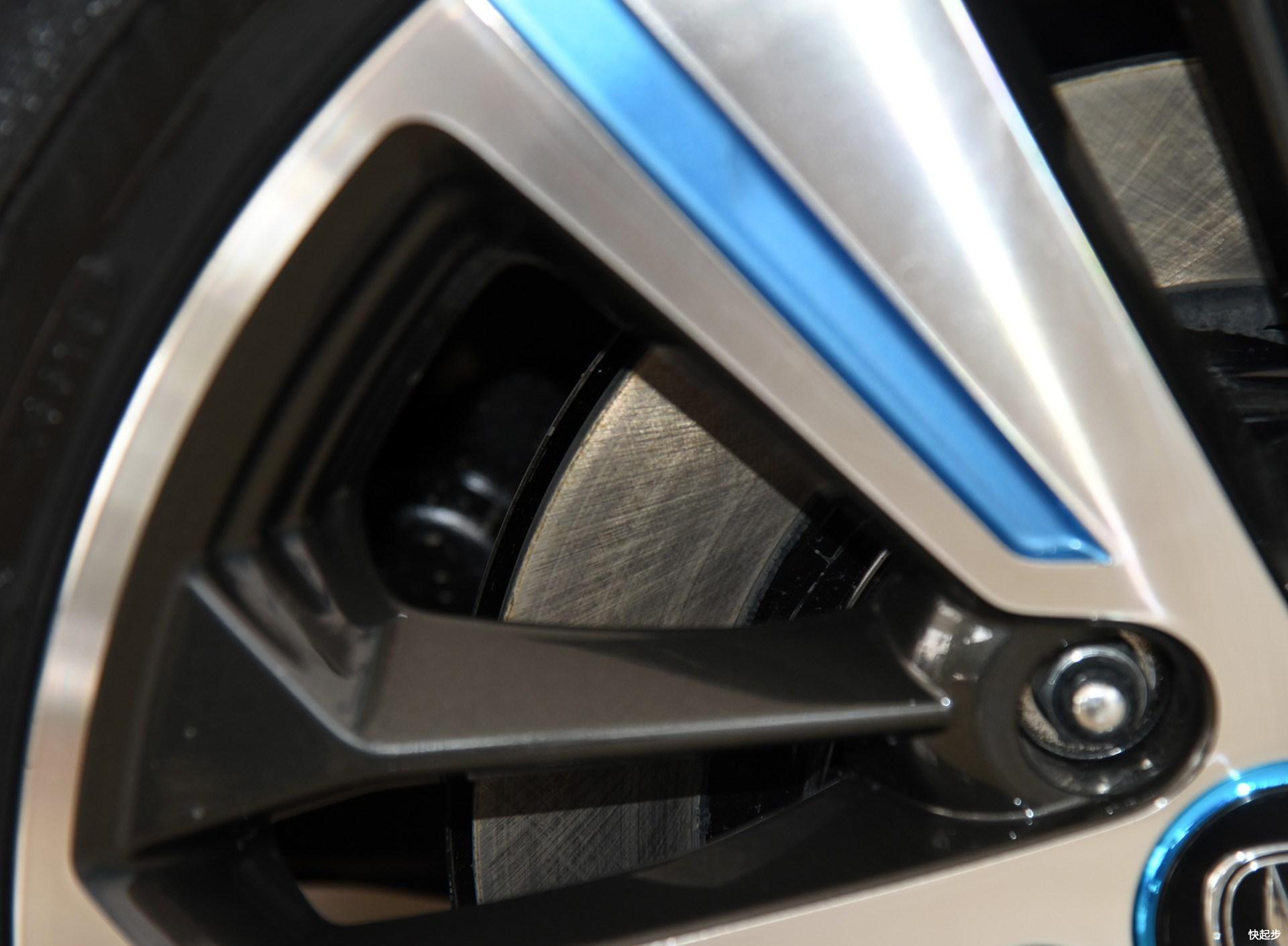 长安汽车-长安CS75PHEV