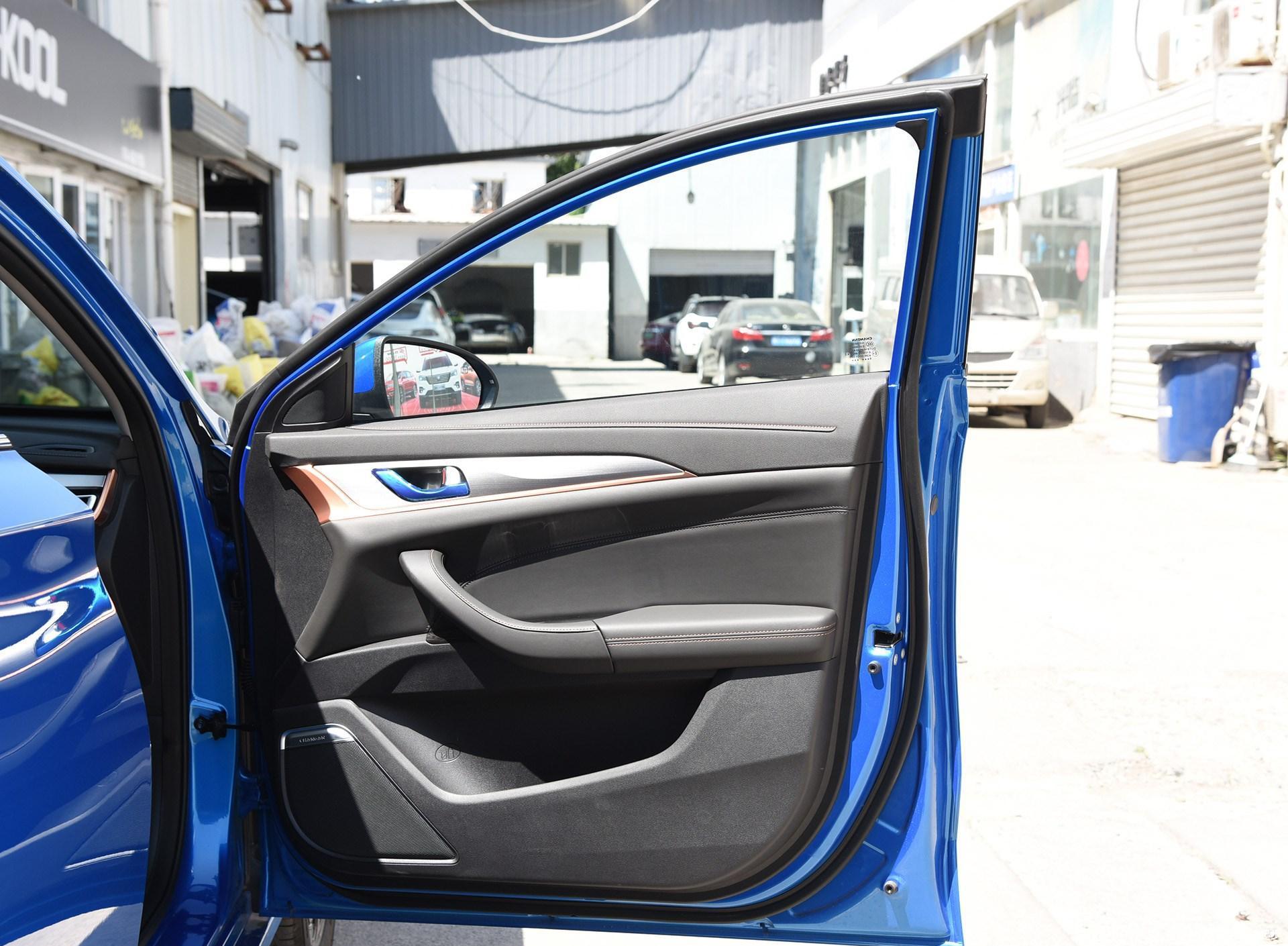 长安汽车-逸动ET