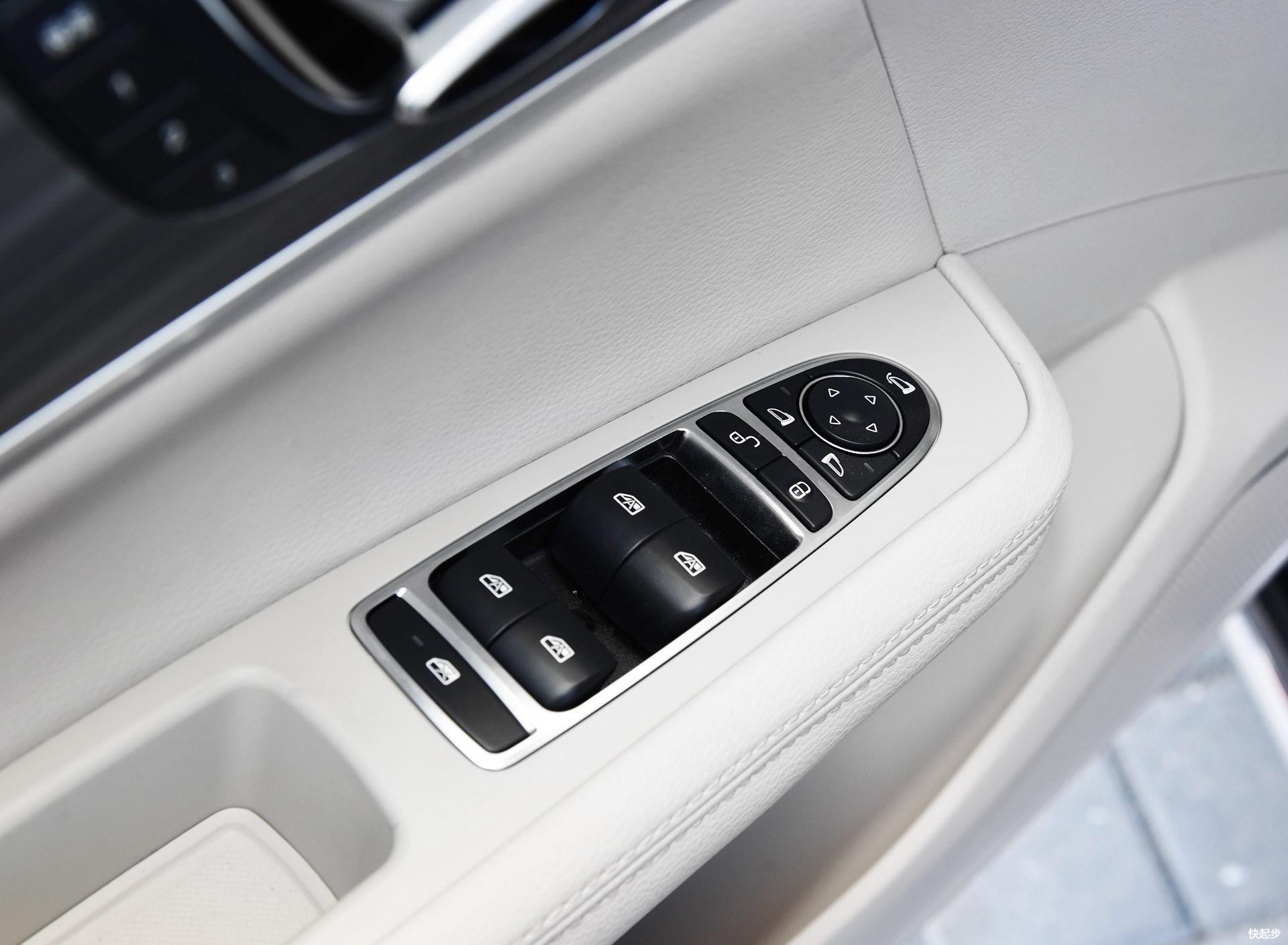 比亚迪-比亚迪宋MAX DM