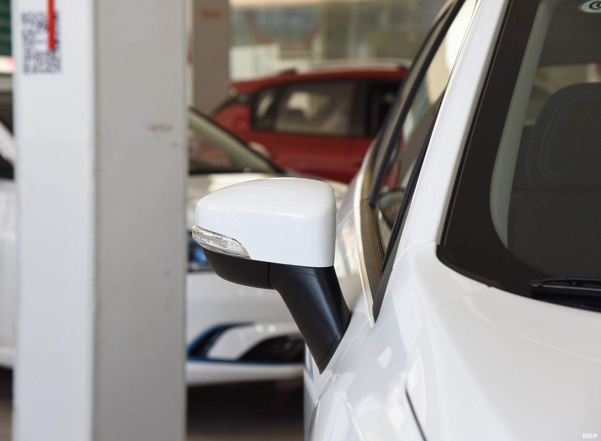 长安汽车-长安CS15EV