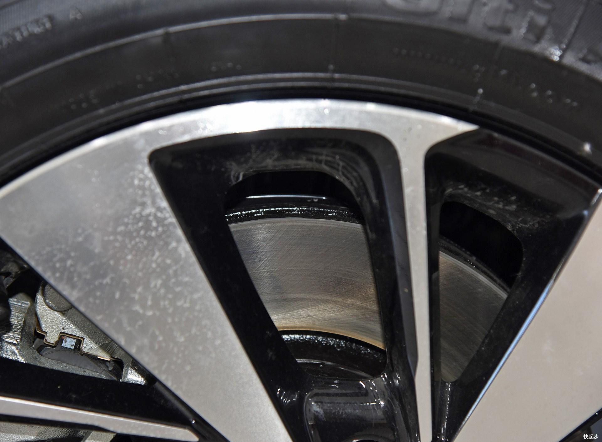 长安汽车-长安CS15EV