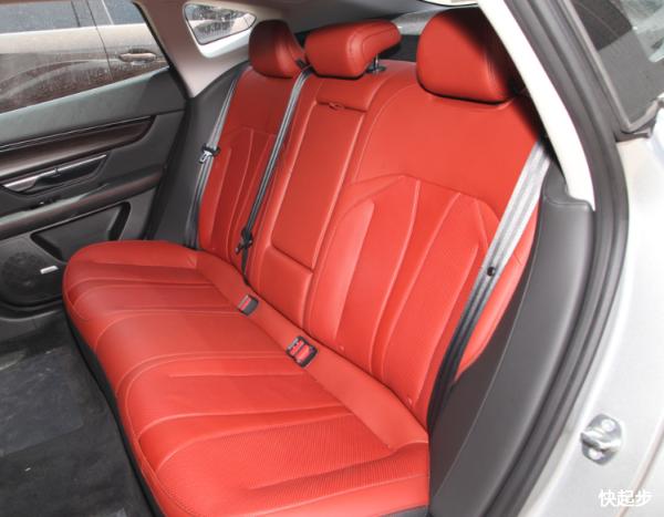 小鹏汽车-小鹏汽车P7