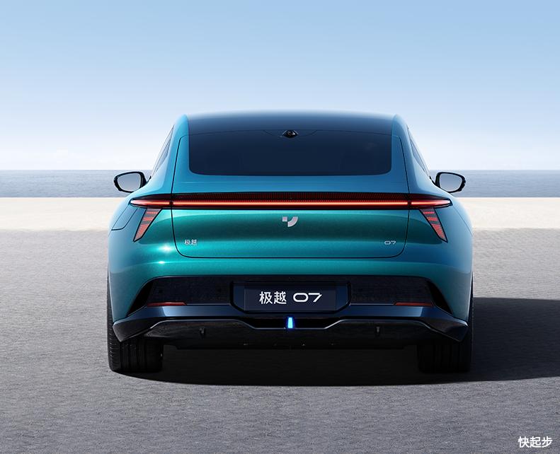 极越汽车-极越07