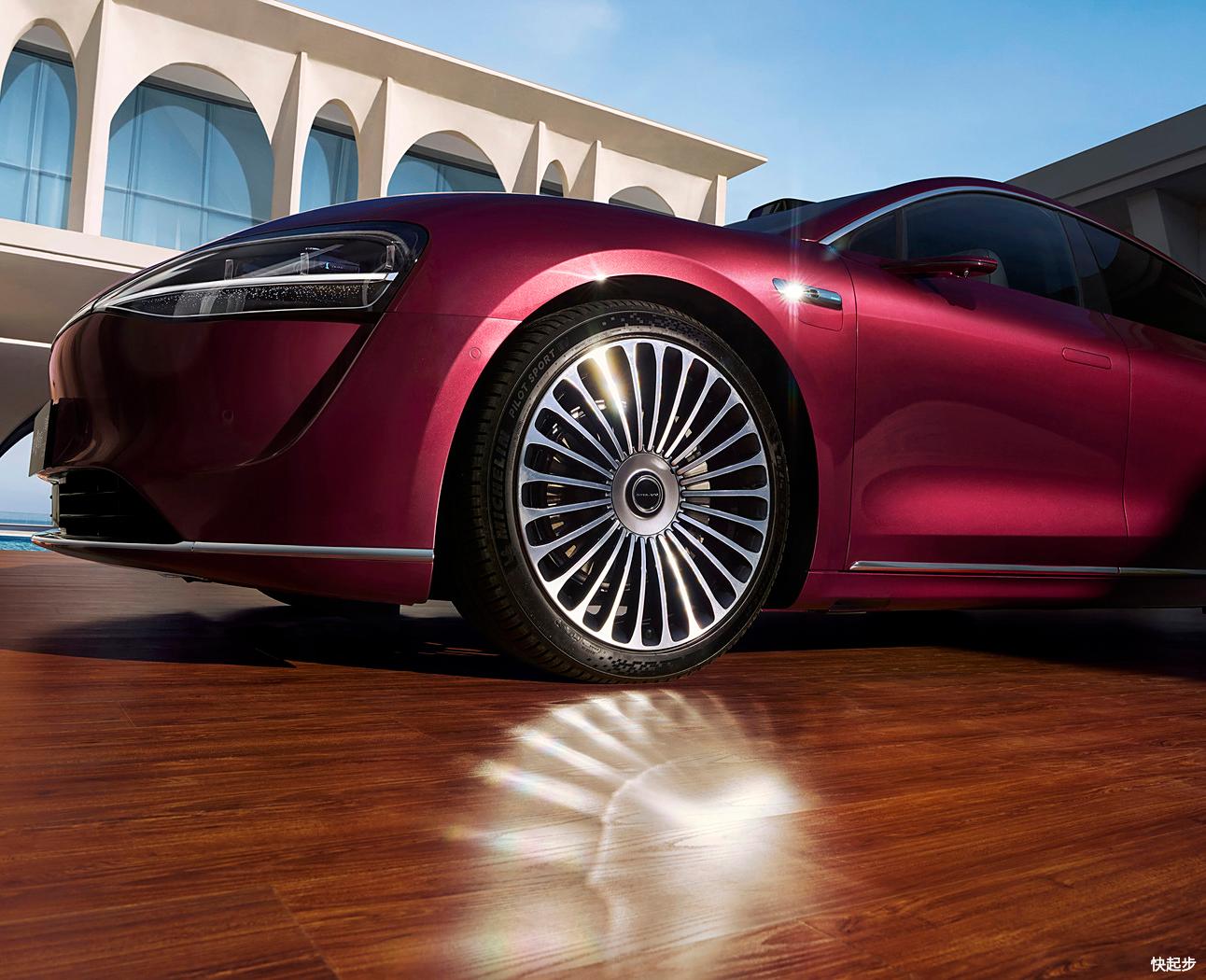 鸿蒙智行-享界S9