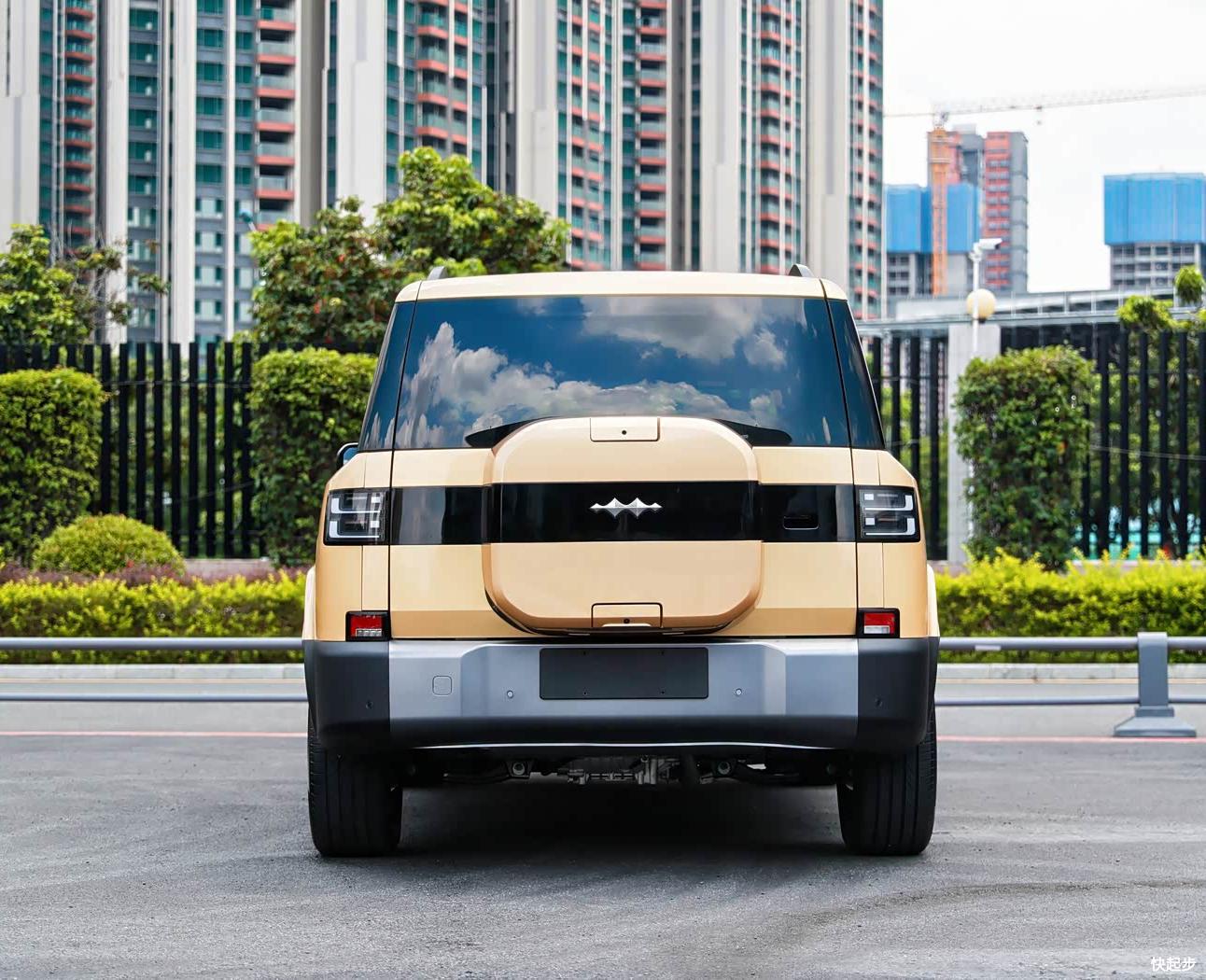 方程豹-方程豹-钛7