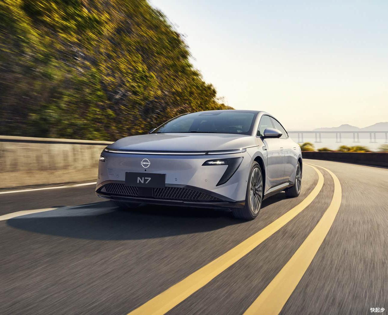 日产-日产N7