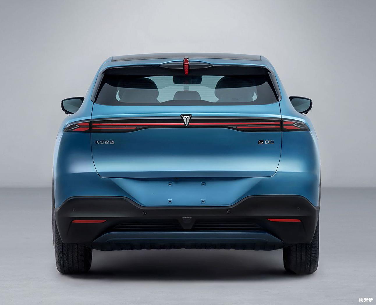 深蓝汽车-深蓝S05