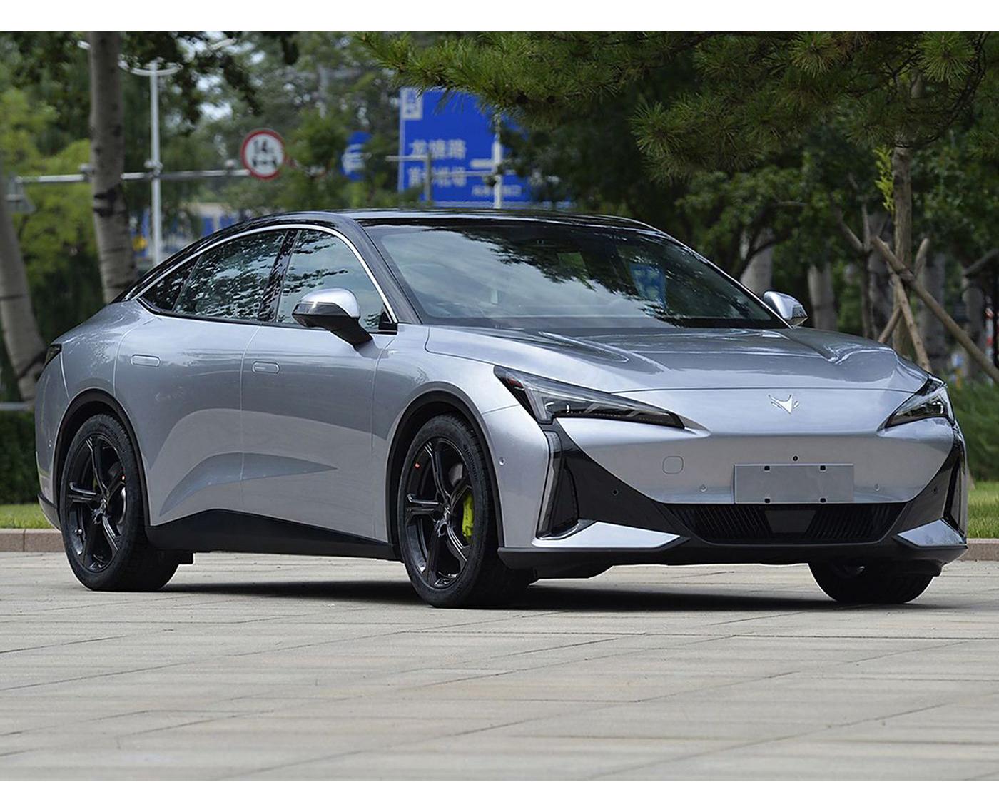 ARCFOX极狐-极狐 阿尔法S5