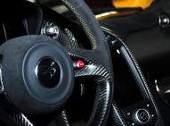 迈凯伦迈凯伦P1