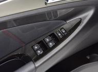 长安汽车逸动EV