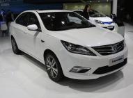 长安汽车逸动EV