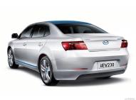 华泰新能源路盛S5 iEV230