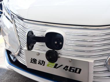 长安汽车逸动EV