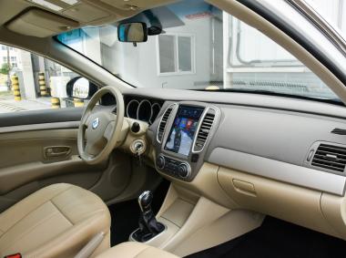 东风汽车-俊风E11K