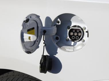 长安汽车逸动EV