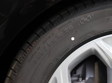 路虎揽胜运动版