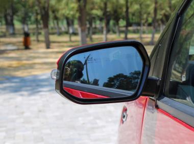 红星汽车闪闪X2