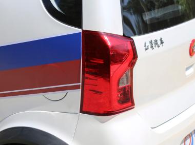 红星汽车闪闪X2