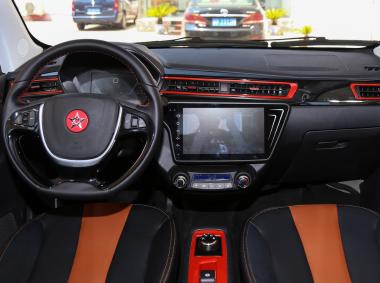 红星汽车闪闪X2