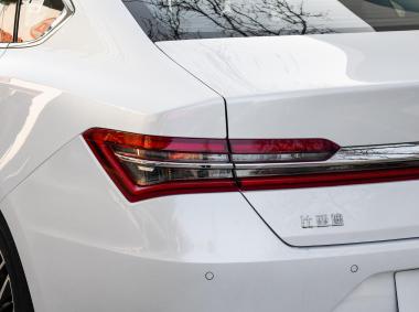 比亚迪比亚迪秦Pro EV