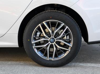 比亚迪比亚迪秦Pro EV