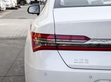 比亚迪比亚迪秦Pro EV