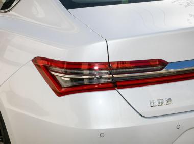 比亚迪比亚迪秦Pro EV