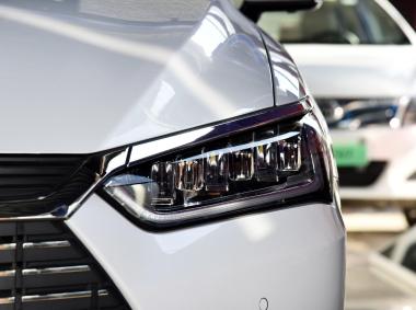 比亚迪比亚迪秦Pro EV