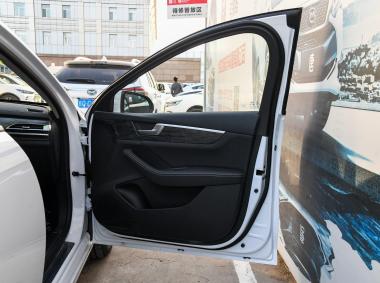 比亚迪比亚迪秦Pro EV