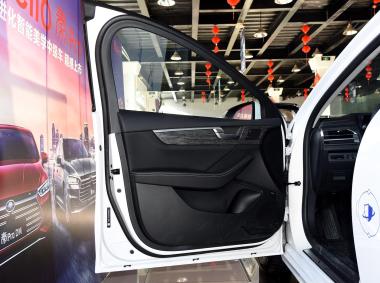 比亚迪比亚迪秦Pro EV