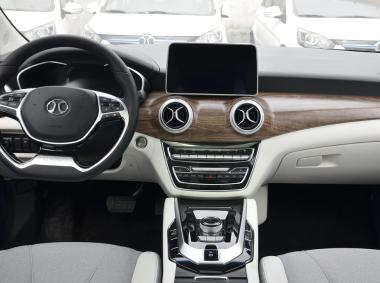 BEIJING汽车BEIJING-EU5