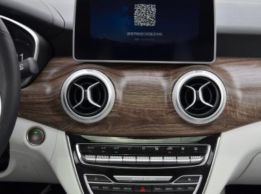 BEIJING汽车BEIJING-EU5