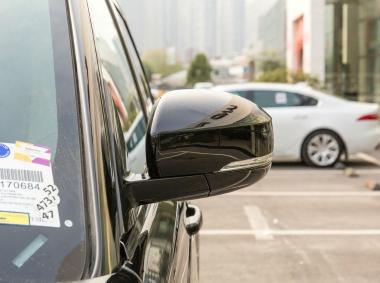 路虎揽胜运动版