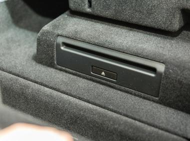 路虎揽胜运动版