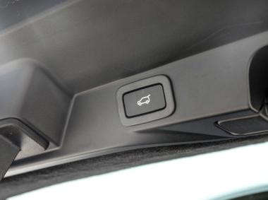 路虎揽胜运动版