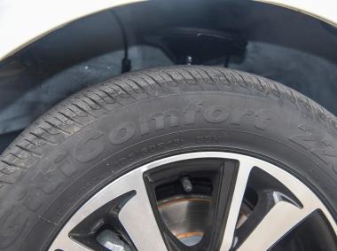 力帆汽车力帆650 EV