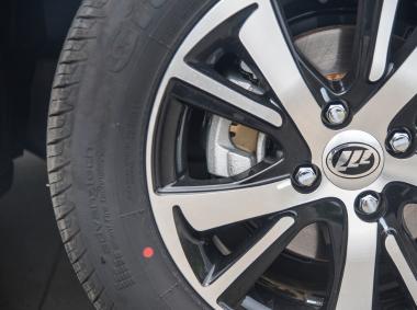 力帆汽车力帆650 EV