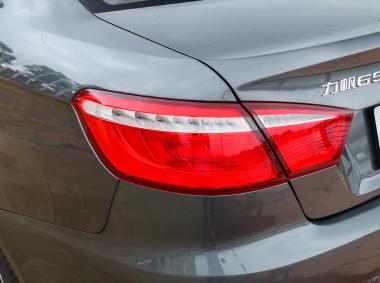 力帆汽车力帆650 EV