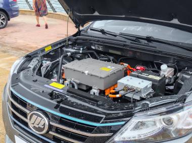 力帆汽车力帆650 EV