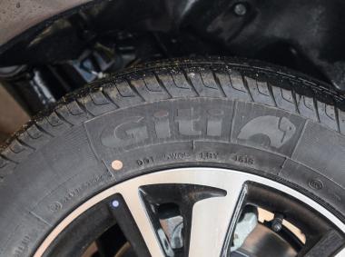 力帆汽车力帆650 EV