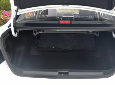 力帆汽车力帆650 EV