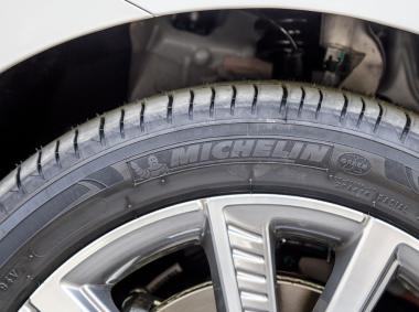 吉利汽车博瑞PHEV