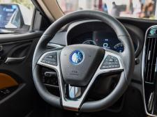 比亚迪比亚迪秦EV