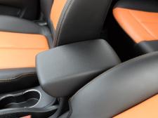 江铃集团新能源江铃E400