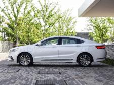 吉利汽车博瑞PHEV