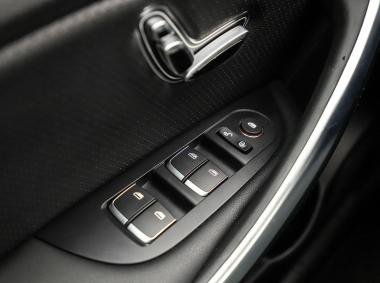 比亚迪-比亚迪宋DM