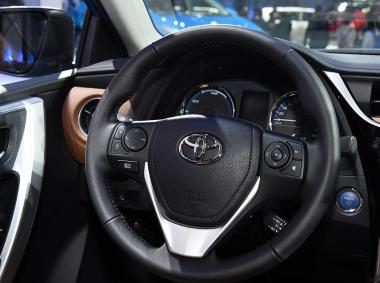 丰田雷凌双擎E+