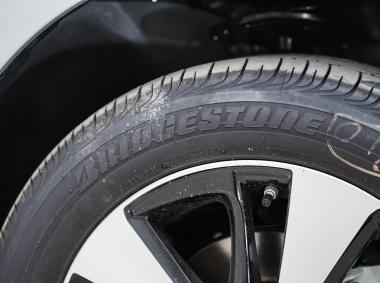 丰田雷凌双擎E+