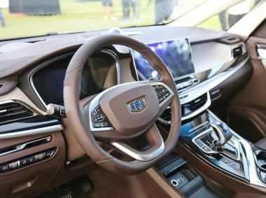 吉利汽车-嘉际PHEV